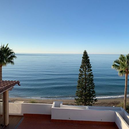 Penthouse On The Beachfront Estepona Exteriér fotografie
